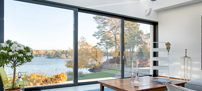 Custom Residential Window Tinting in Glenvar Heights, FL